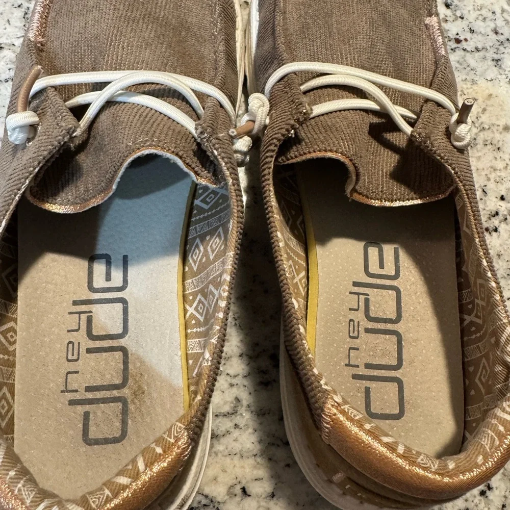 Women’s Hey Dude Wendy Cordwood Shoes Sz. 8 - Picture 3 of 7